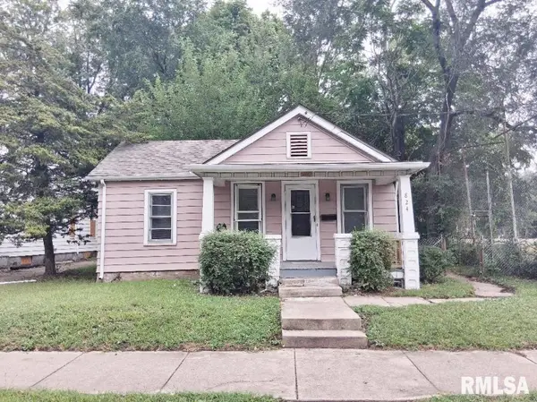 824 N Garfield Avenue, Peoria, IL 61606