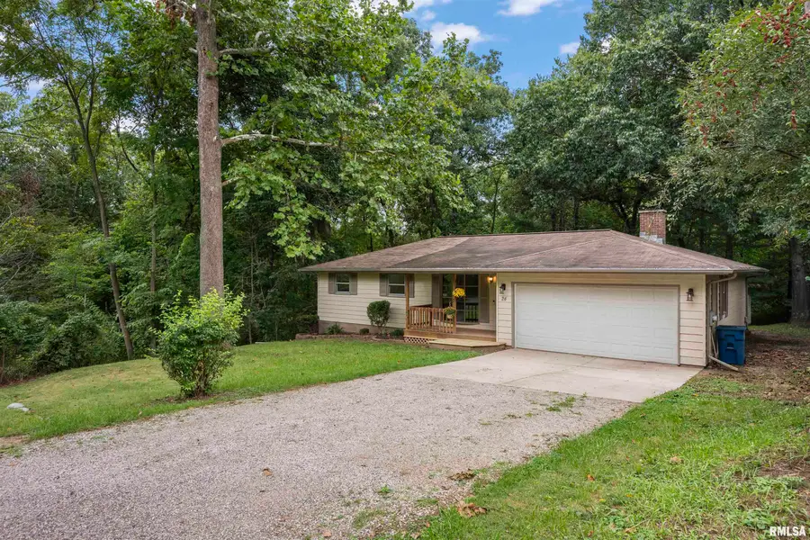 24 Roxbury Road, Mackinaw, IL 61755 - #3