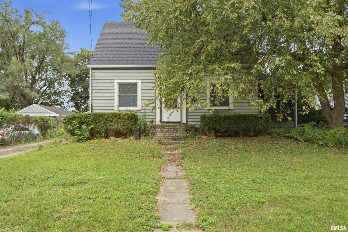 3411 N Missouri Avenue, Peoria, IL 61603 - #1