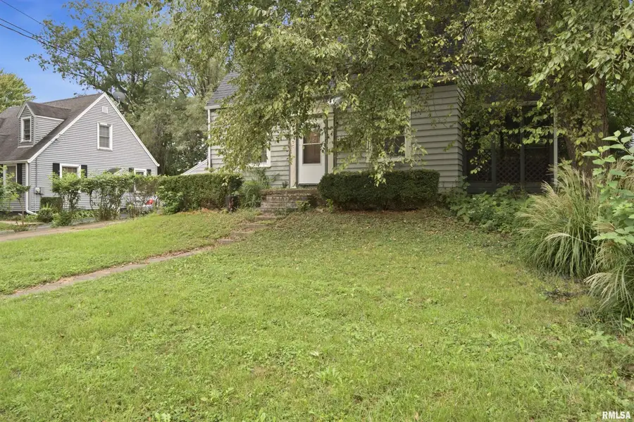 3411 N Missouri Avenue, Peoria, IL 61603 - #3