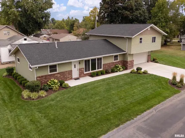 1016 S 13th Street, Herrin, IL 62948