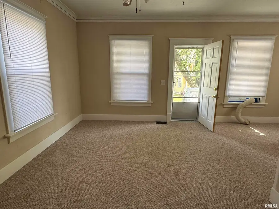 1421 NE Glendale Avenue, Peoria, IL 61603 - #2
