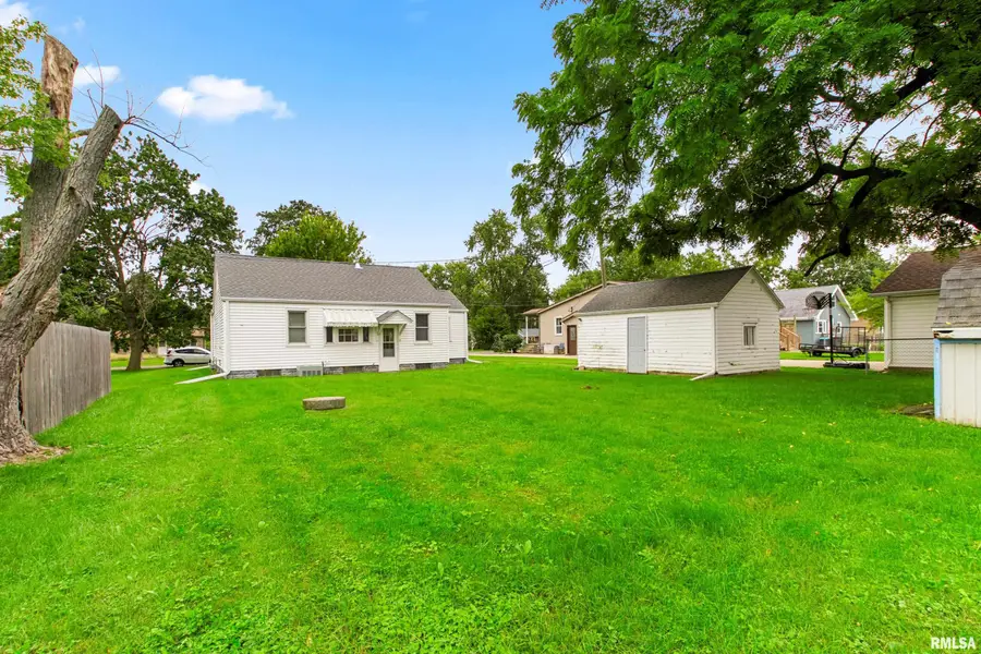 116 Lakewood Avenue, East Peoria, IL 61611 - #3