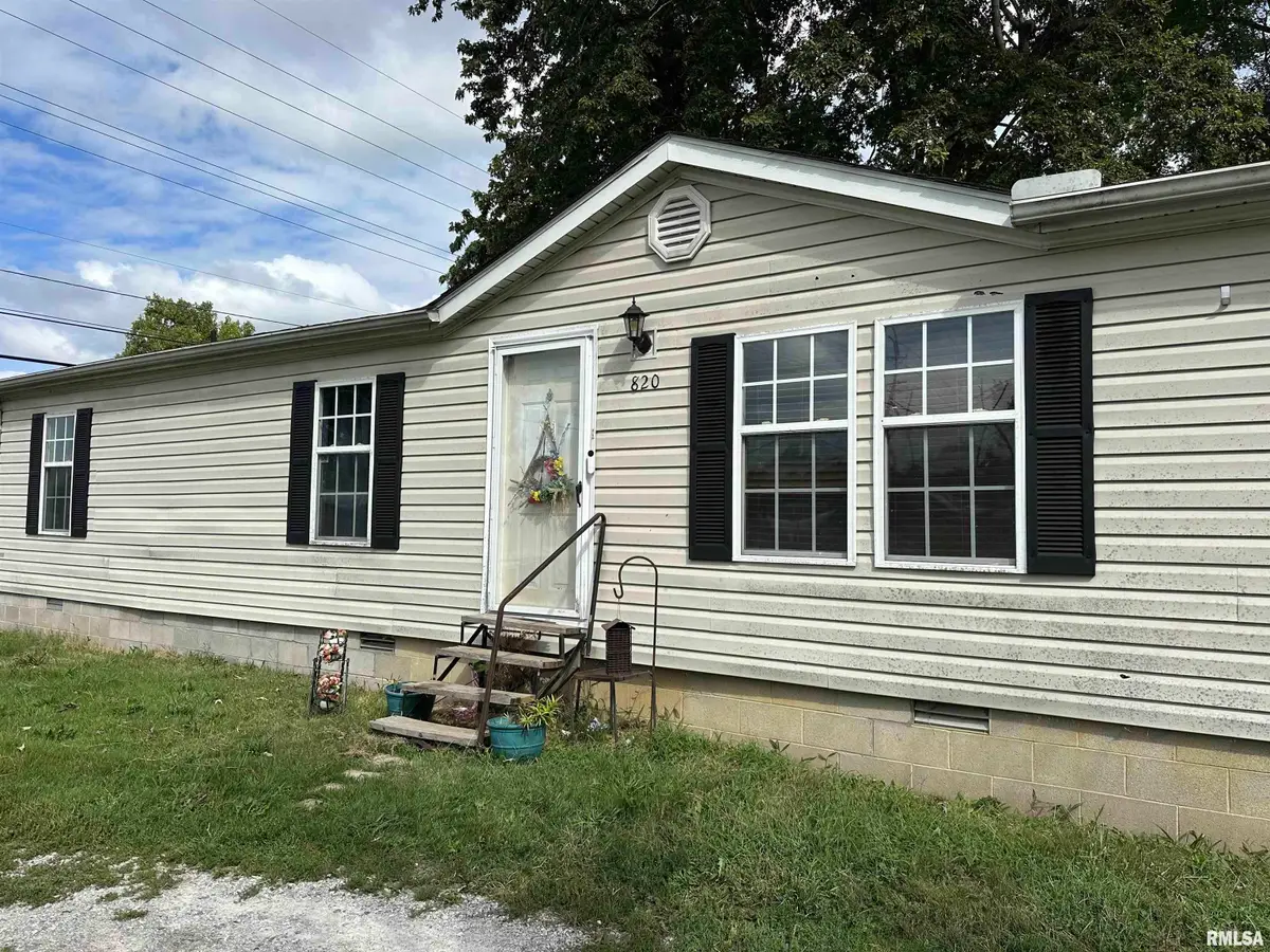 820 N 20th Street, Herrin, IL 62948 - #1