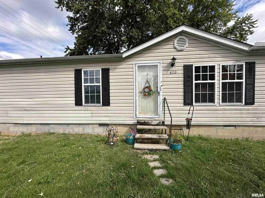 820 N 20th Street, Herrin, IL 62948 - #2