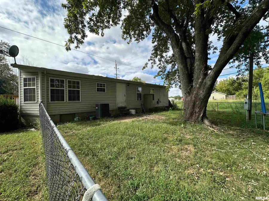 820 N 20th Street, Herrin, IL 62948 - #3