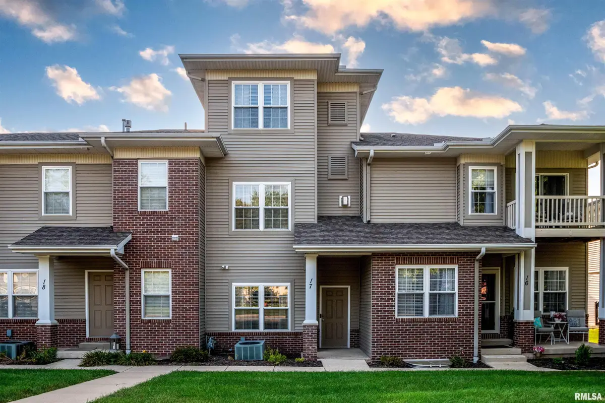 11217 N Oakwood Drive #17, Peoria, IL 61615 - #1