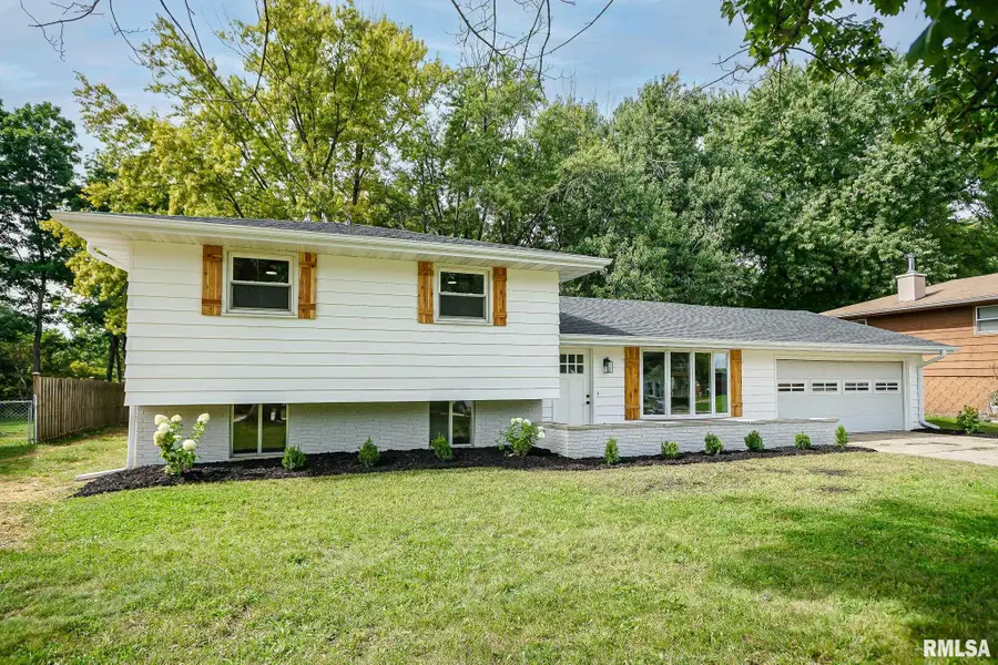 1320 Springfield Road, East Peoria, IL 61611 - #3