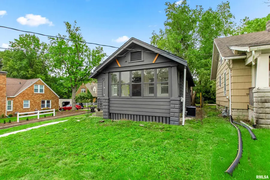 400 W Corrington Avenue, Peoria, IL 61604 - #3