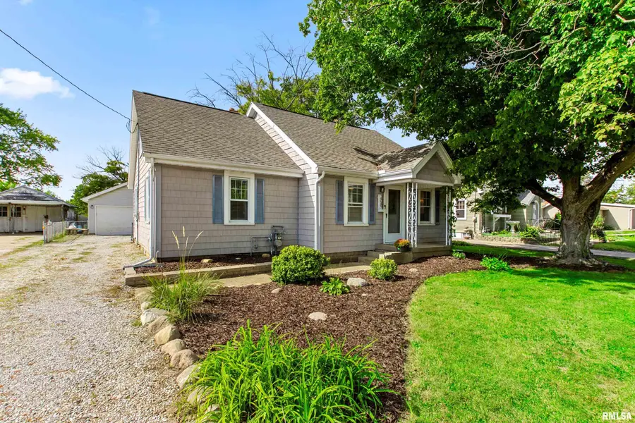 208 Claremont Avenue, East Peoria, IL 61611 - #2