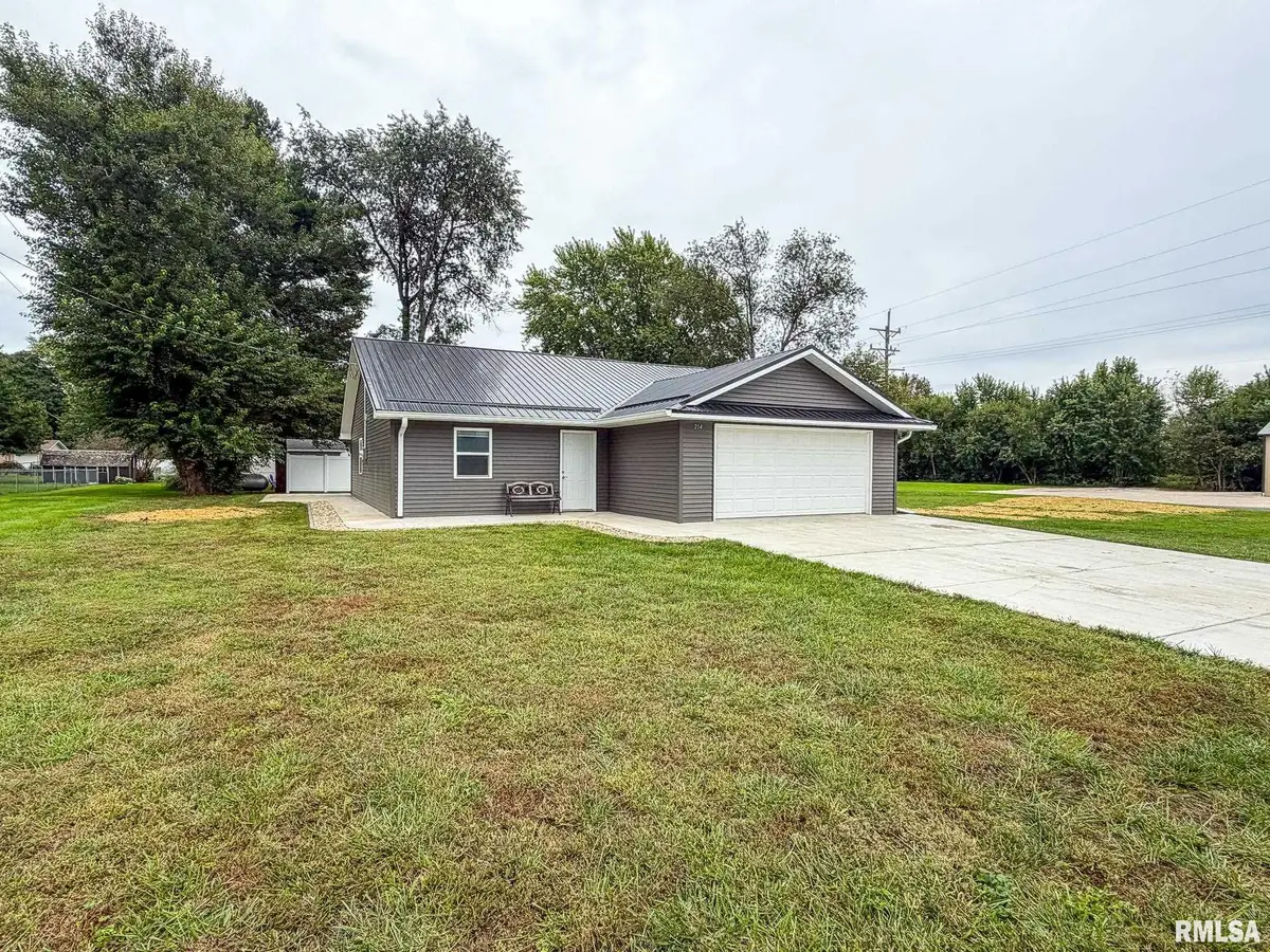 214 S Grant Street, Toluca, IL 61369 - #1