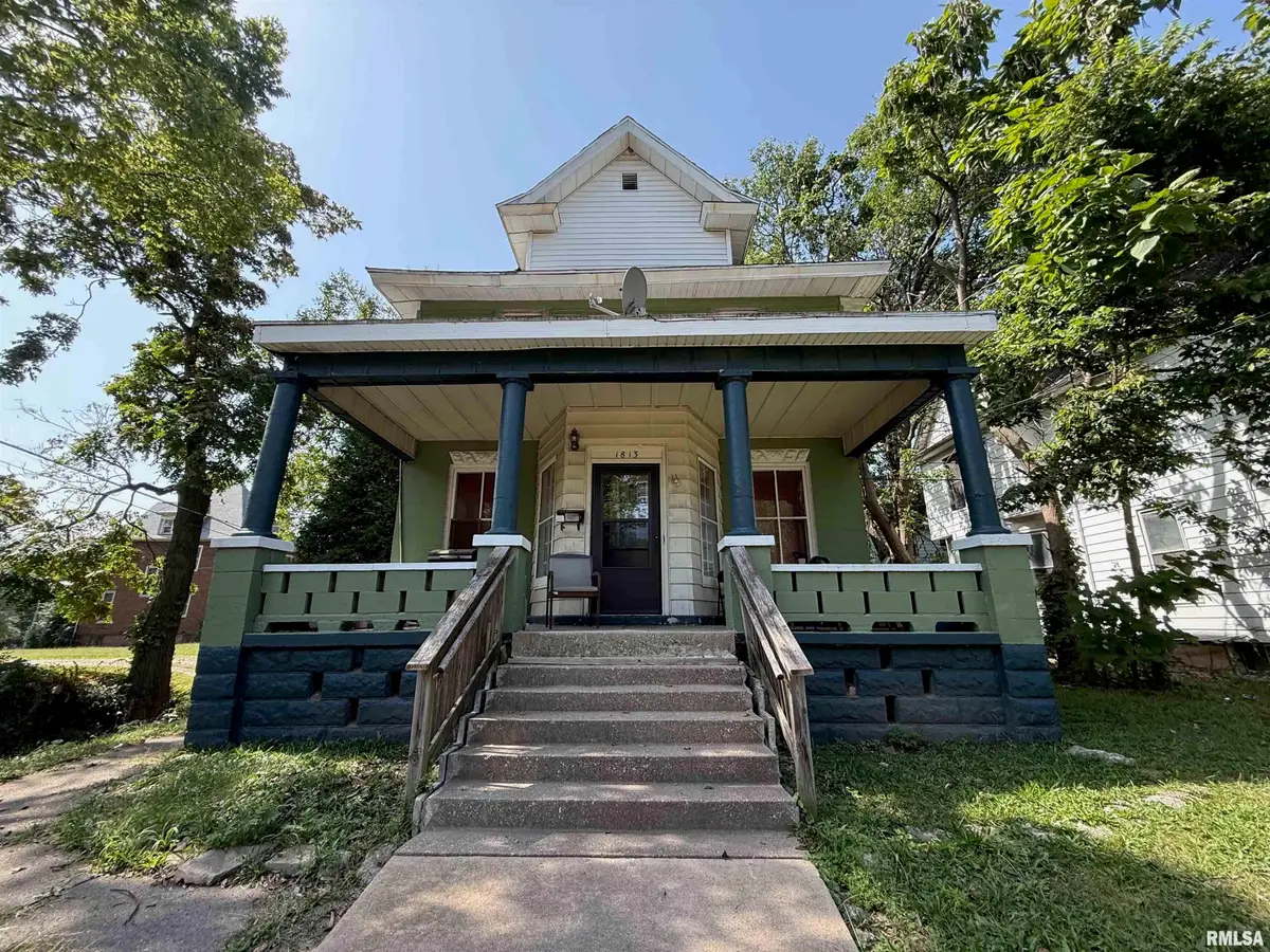 1813 N Wisconsin Avenue, Peoria, IL 61603 - #1