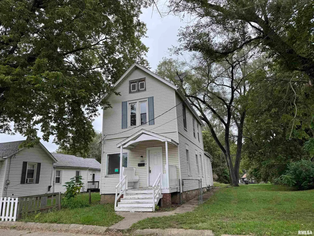1009 W Smith Street, Peoria, IL 61605 - #1