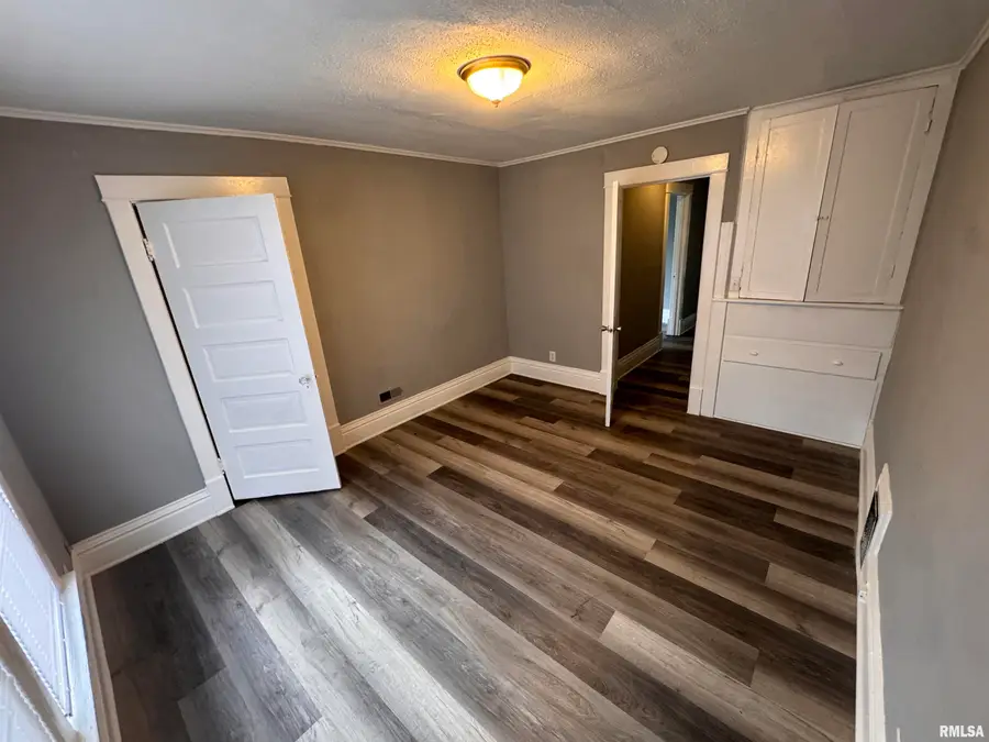 1609 S Westmoreland Avenue, Peoria, IL 61605 - #2