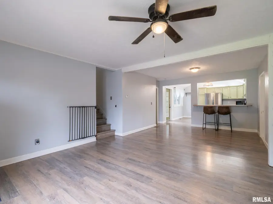 104 Summer Circle, East Peoria, IL 61611 - #3