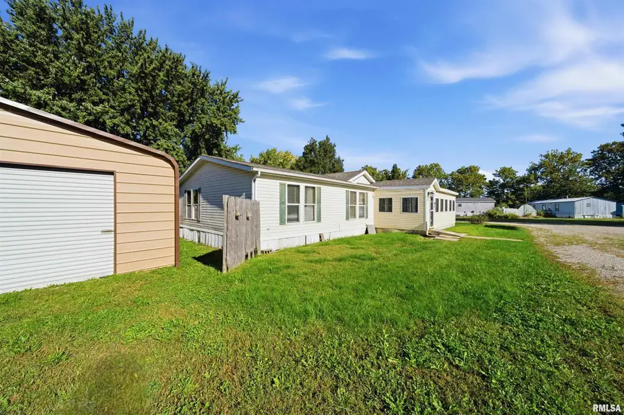 109 Hollyhock Lane, Metamora, IL 61548 - #3