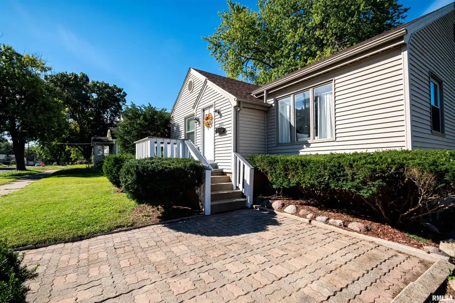 2809 N Missouri Avenue, Peoria, IL 61603 - #3