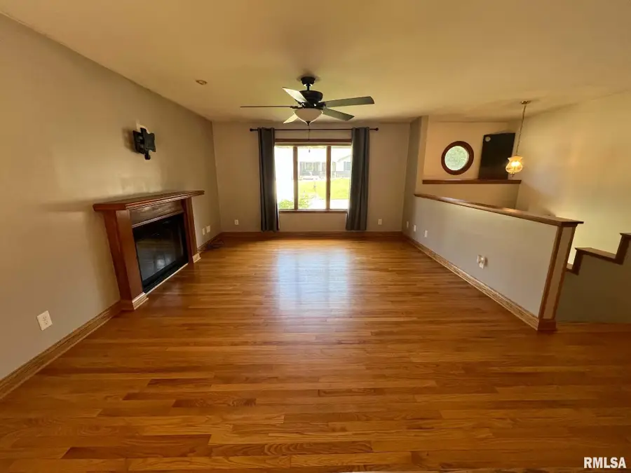 1213 Stacy Lane, Macomb, IL 61455 - #3