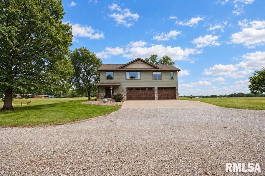 1115 Upper Spring Bay Road, East Peoria, IL 61611 - #2