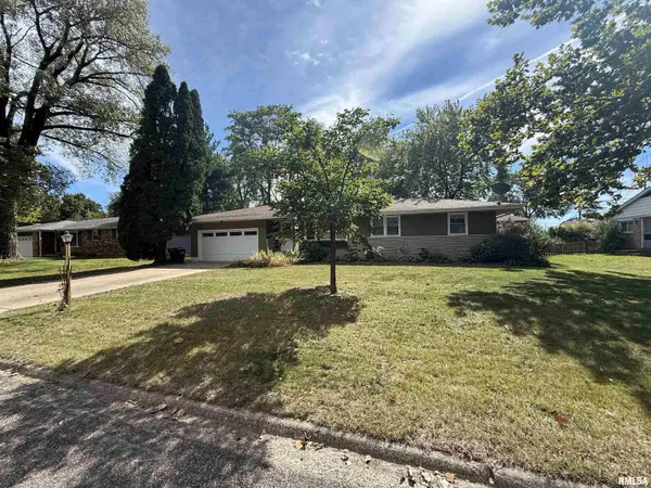 606 W Timber Ridge Drive, Peoria, IL 61615