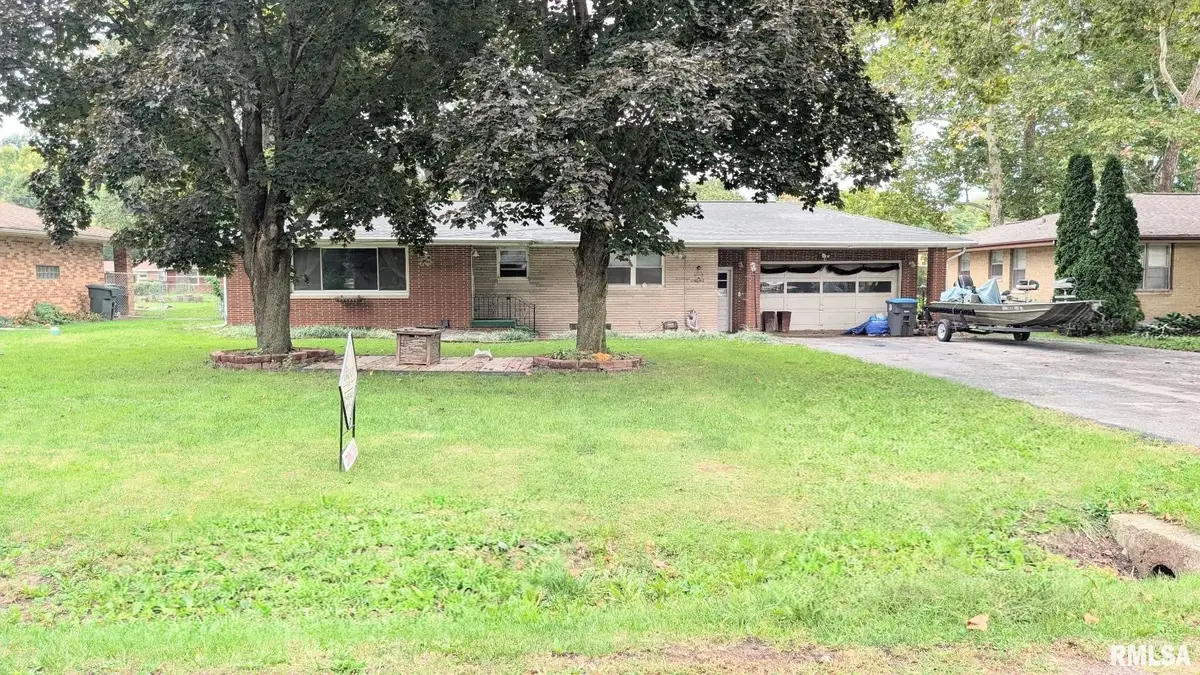 301 N Hawthorne Avenue, East Peoria, IL 61611 - #1