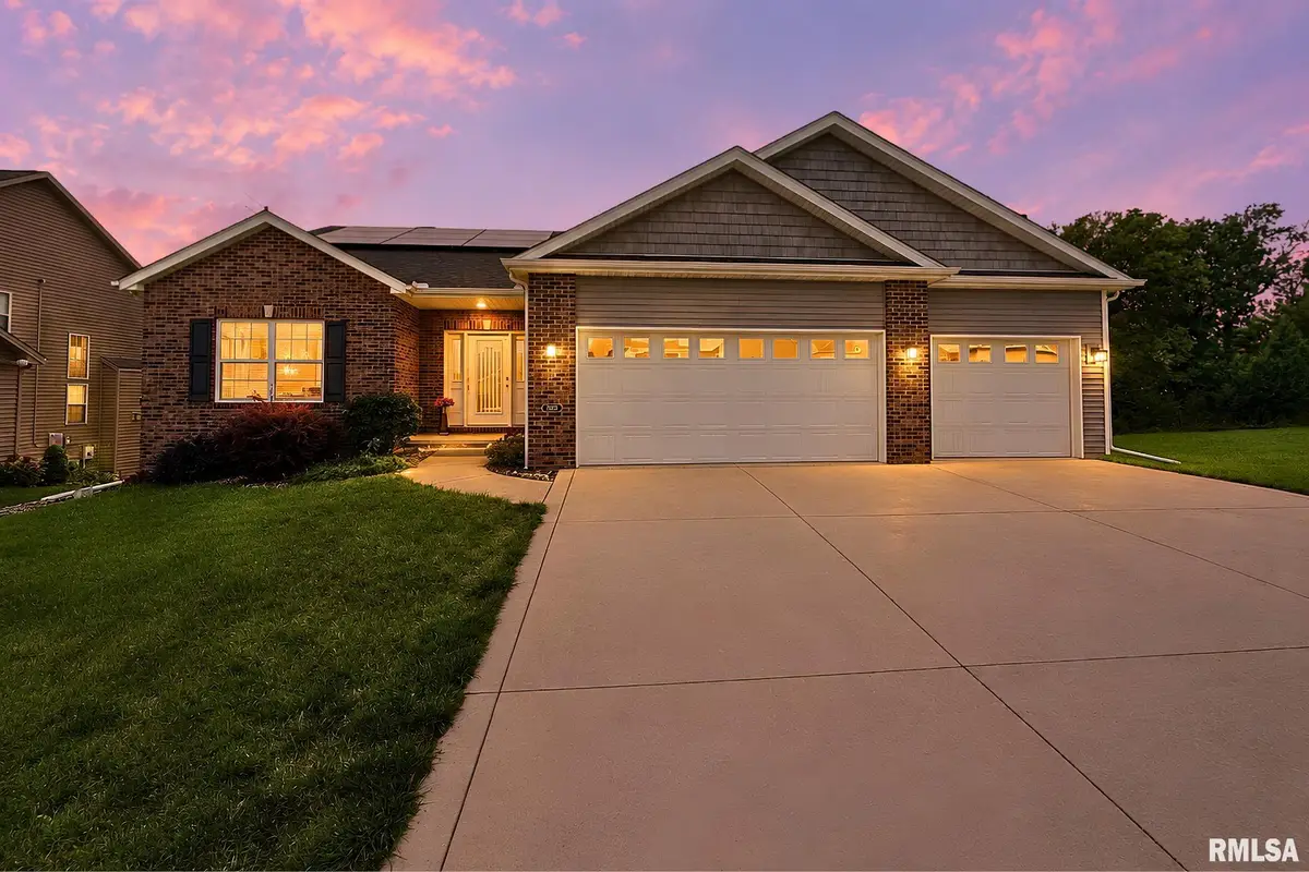 7007 W Water Oak Drive, Edwards, IL 61528 - #1