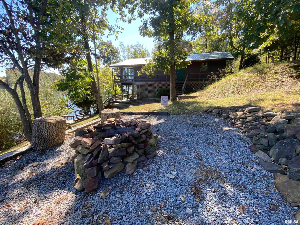 725 Lakeshore Drive South, Goreville, IL 62939 - #1