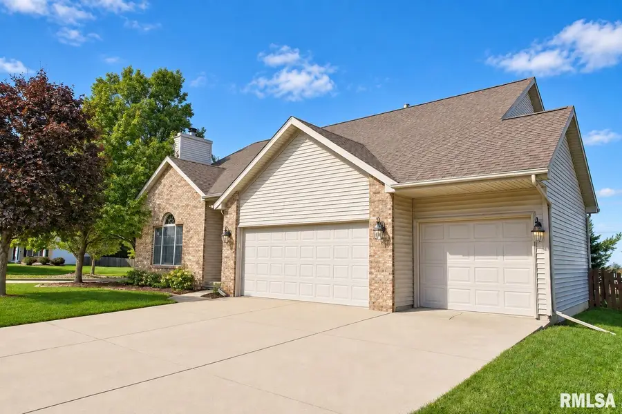 3312 Summerview Lane, Bloomington, IL 61704 - #2