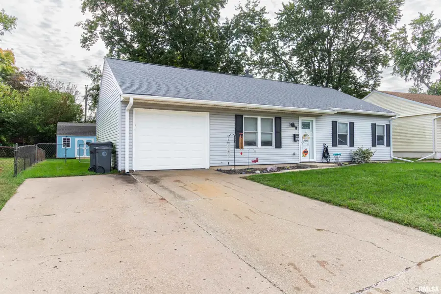 1710 Heisel Avenue, Pekin, IL 61554 - #2