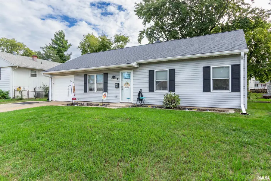 1710 Heisel Avenue, Pekin, IL 61554 - #3