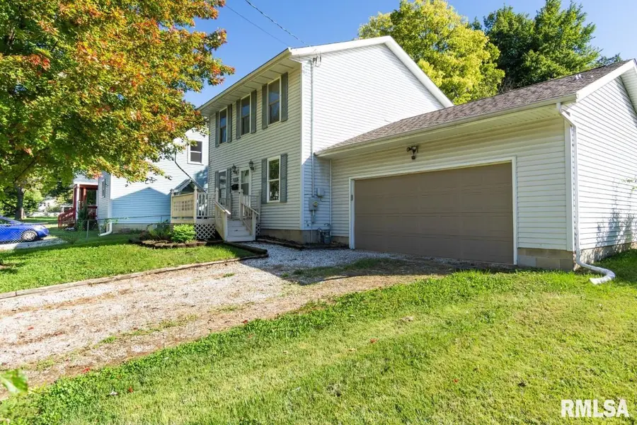 3804 N Faber Avenue, Peoria Heights, IL 61616 - #2
