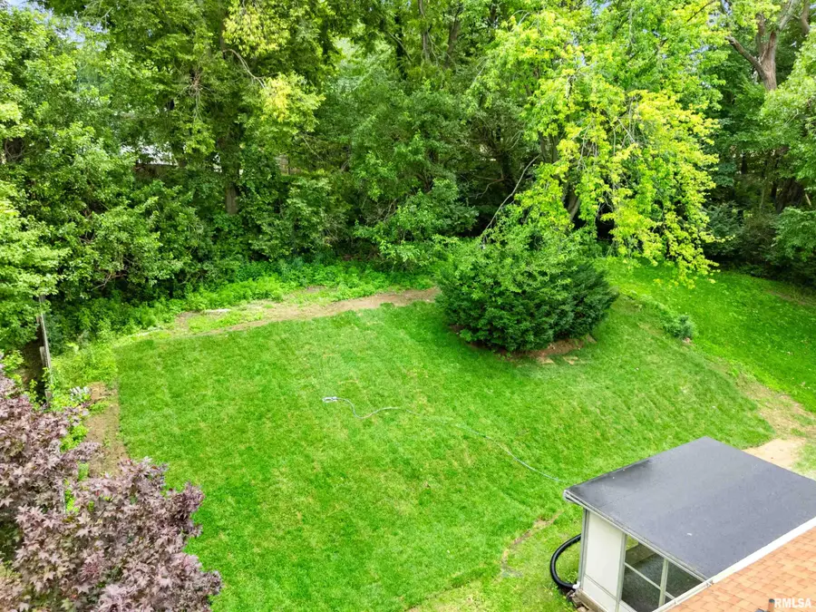 1208 Timber Lane, Pekin, IL 61554 - #3