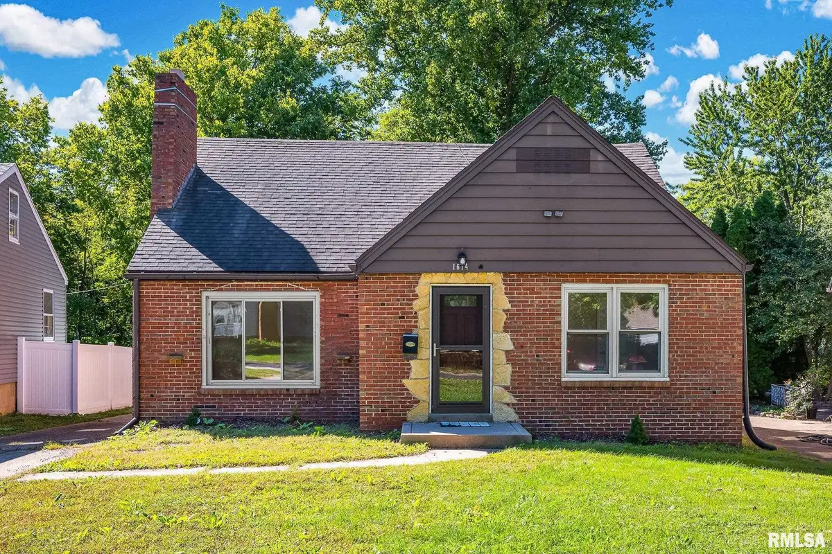 1614 W Margaret Avenue, Peoria, IL 61604 - #1