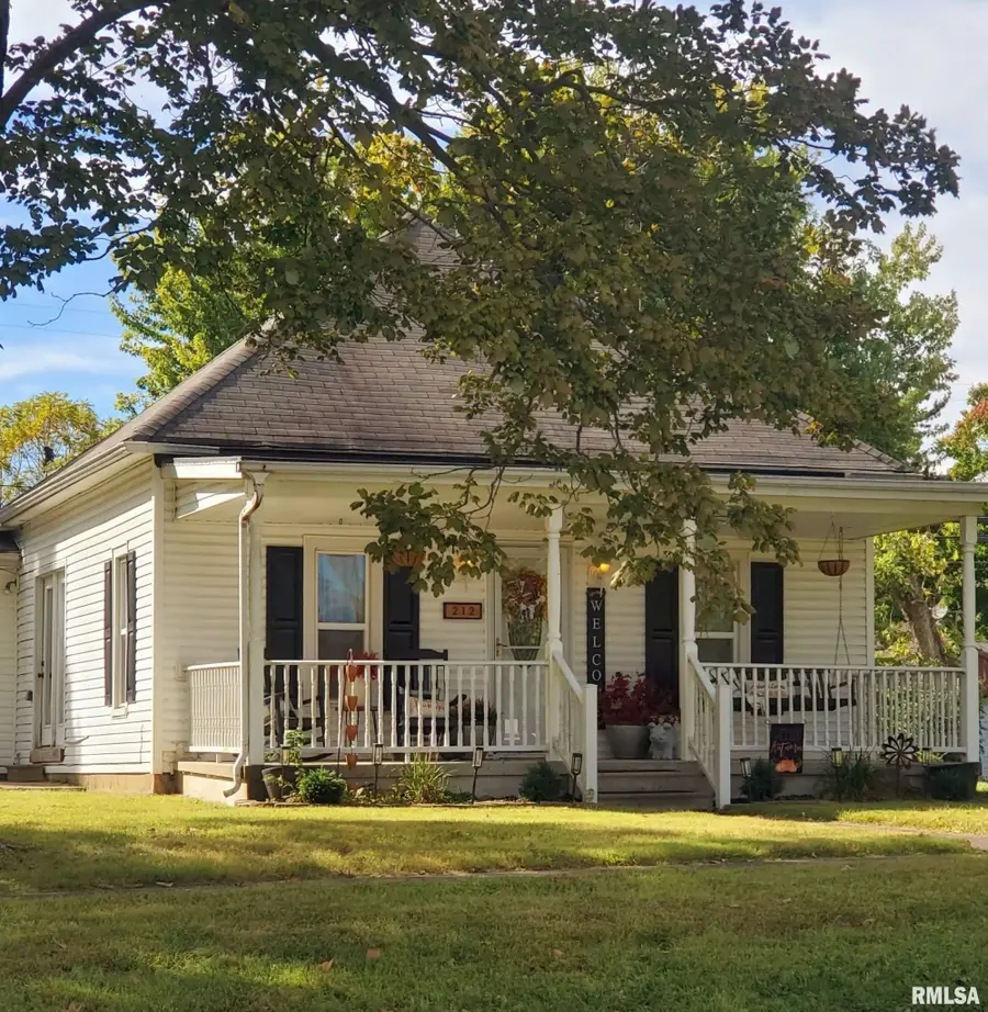 212 S Broadway Street, Goreville, IL 62939 - #3