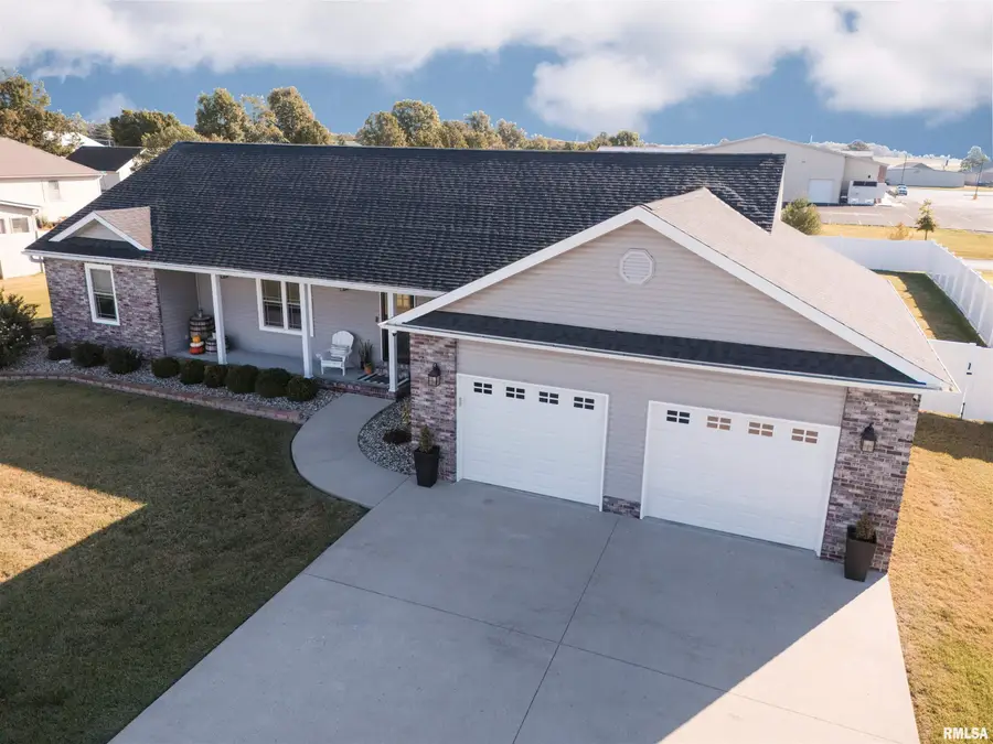 3204 Appaloosa Court, Herrin, IL 62948 - #2