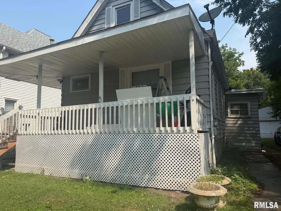 413 E Maywood Avenue, Peoria, IL 61603 - #3