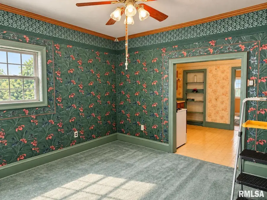 705 W College Street, Marion, IL 62959 - #2