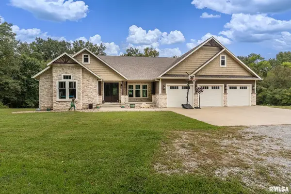 907 Laminack Road, Carterville, IL 62918