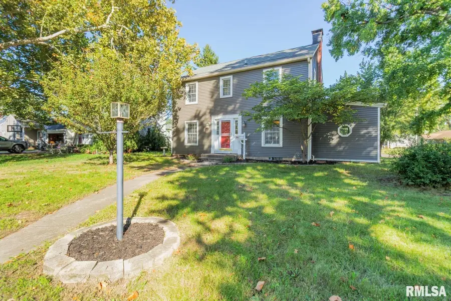 1700 Crescent Drive, Pekin, IL 61554 - #3