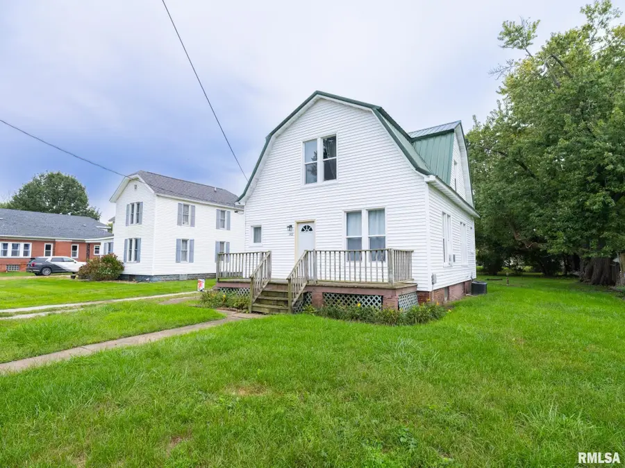 1412 Chestnut Street, Canton, IL 61520 - #3