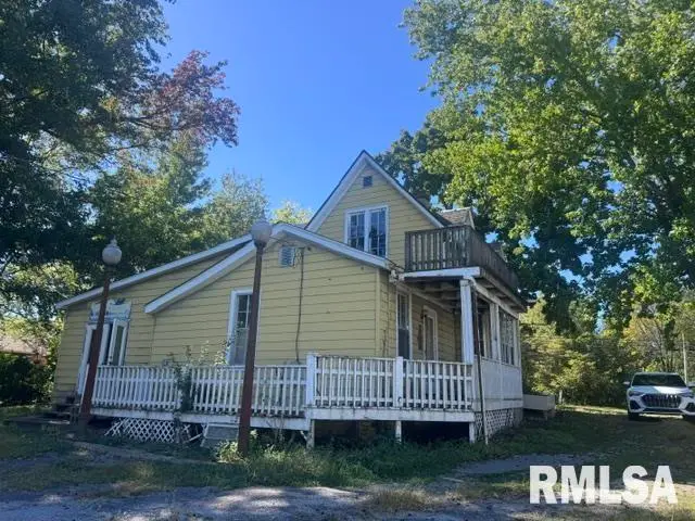 215 W Vienna Street, Anna, IL 62906 - #2