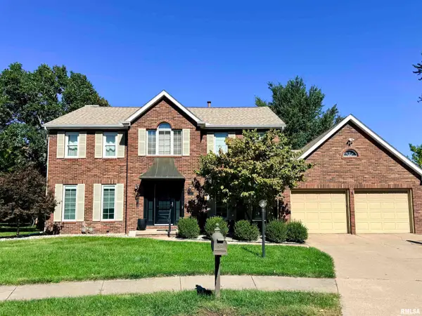 301 W Northpoint Court, Peoria, IL 61614