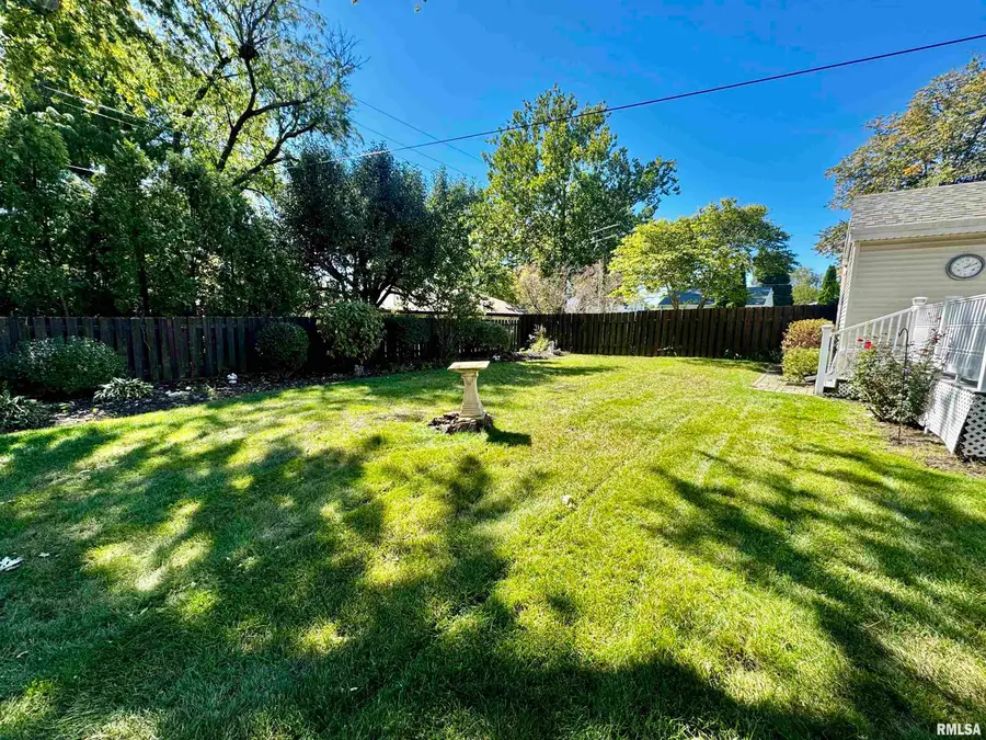 414 W Ridgemont Road, Peoria, IL 61614 - #3