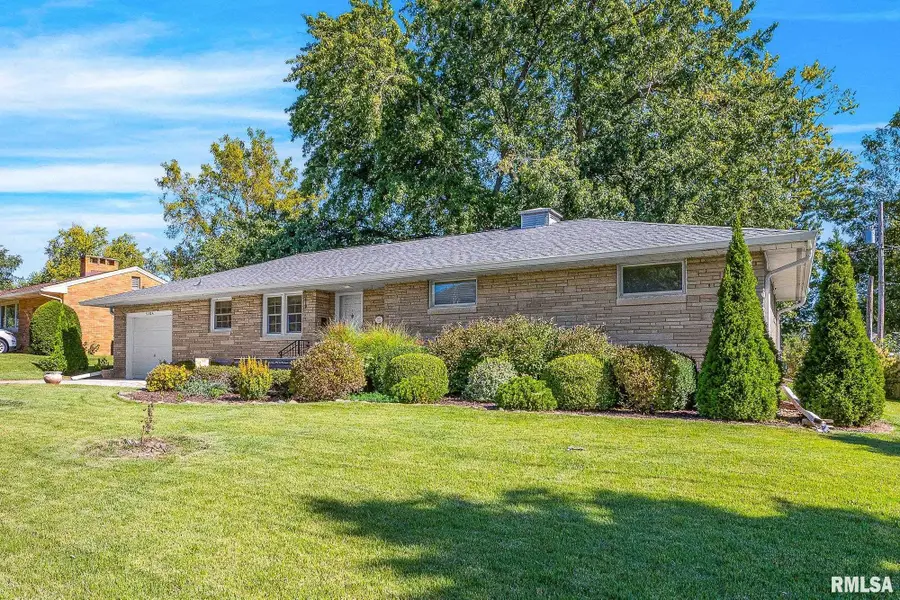 5104 N Bevalon Place, Peoria, IL 61614 - #3