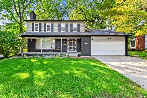 2635 N Kingston Drive, Peoria, IL 61604
