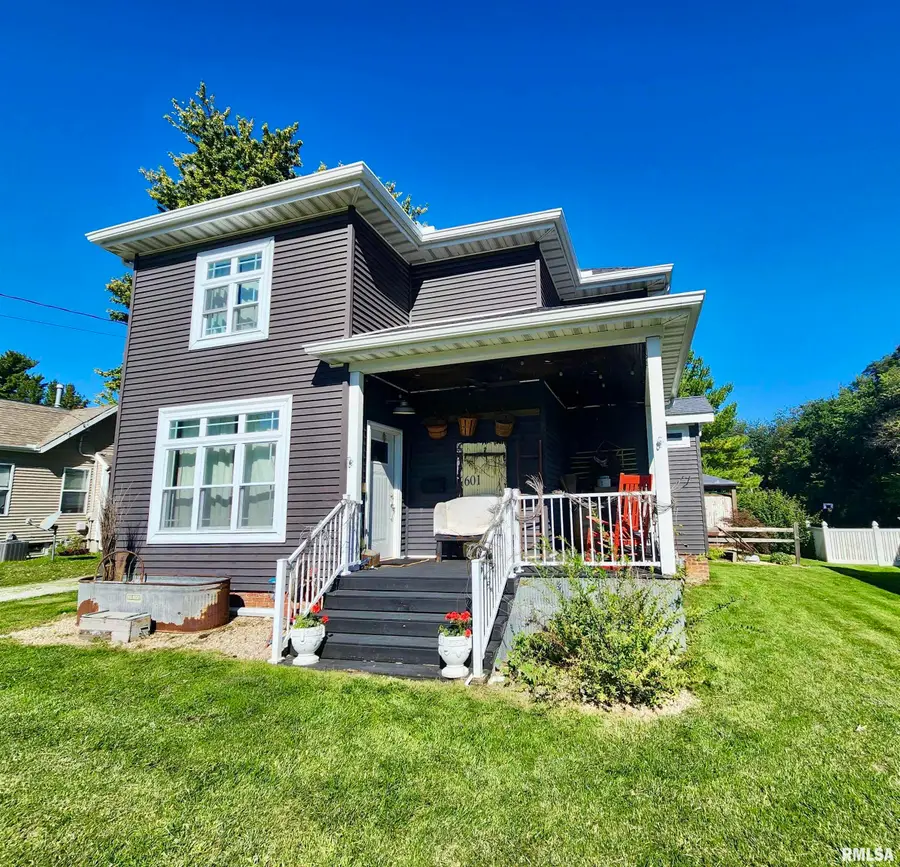 601 Peoria Street, Washington, IL 61571 - #2