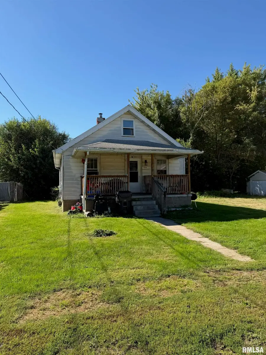203 Chicago Street, East Peoria, IL 61611 - #2