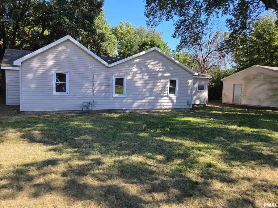322 W Clinton Street, Brimfield, IL 61517 - #2