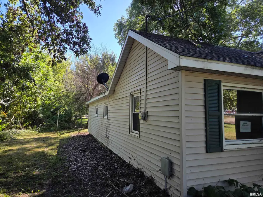 322 W Clinton Street, Brimfield, IL 61517 - #3