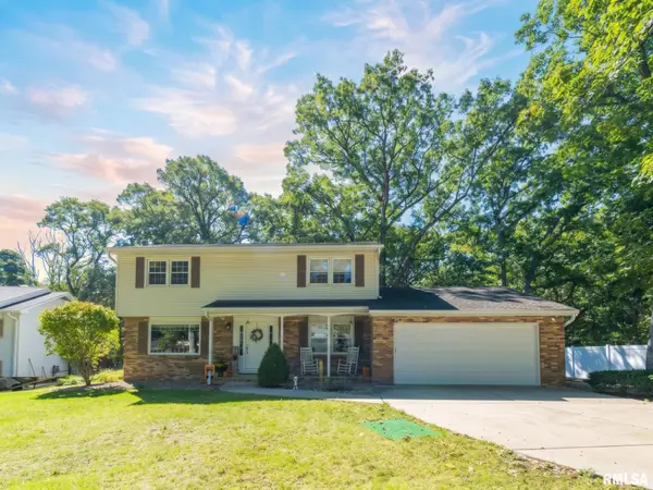 1208 W Woodside Drive, Dunlap, IL 61525